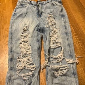 Light wash ripped mom jeans